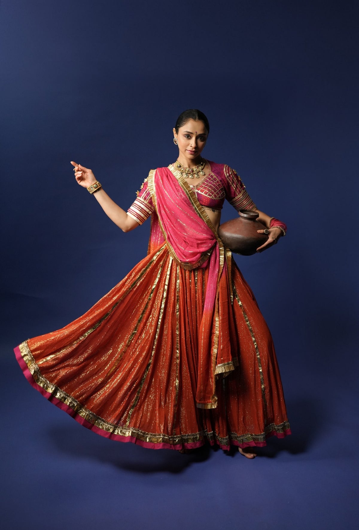 Rust Pink zari Chaniya choli set
